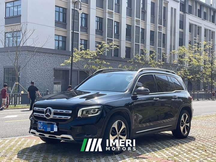 Mercedes-Benz GLB 220 Fashion Edition