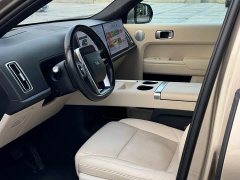 Li Auto L9 Max - ფოტო 9