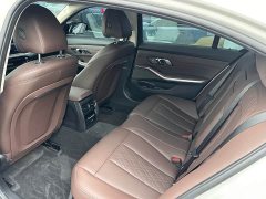 BMW 3 Series 330Li M Sport Night Edition Package - ფოტო 3