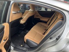 Lexus ES 200 Premium Edition - ფოტო 6