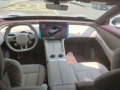 Xiaomi YU7 2025 Four-Wheel Drive Max Edition - ფოტო 4