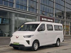 Wuling Yangguang 440km Passenger Vehicle Comfort Edition 6-Seater - ფოტო 1