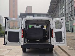 Wuling Yangguang 440km Passenger Vehicle Comfort Edition 6-Seater - ფოტო 7