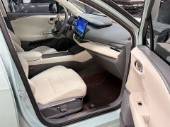 Lynk & Co Geely Lynk & Co 06 EM-P 126 Long Range Halo - ფოტო 11