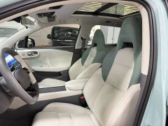 Lynk & Co Geely Lynk & Co 06 EM-P 126 Long Range Halo - ფოტო 6