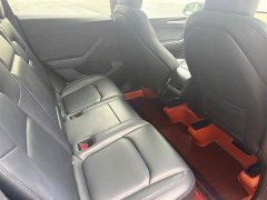 Tesla Model Y Rear-Wheel Drive - ფოტო 14