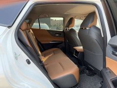 Toyota Weisa 2.0L CVT Two-Wheel Drive Premium Edition - ფოტო 12
