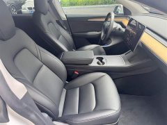 Tesla Model Y Rear-Wheel Drive - ფოტო 11
