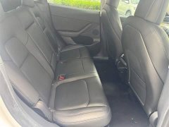 Tesla Model Y Rear-Wheel Drive - ფოტო 12