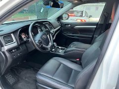 Toyota Highlander 2.0T AWD Luxury 7-Seater - ფოტო 7