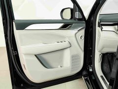 Volvo EM90 Ultra Six-Seater - ფოტო 18