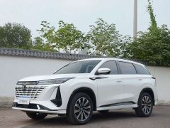 Changan CS75PLUS 2023 Third Generation 1.5T Automatic Deluxe - ფოტო 1