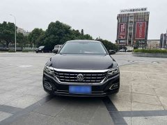 Volkswagen Passat 330TSI Luxury - ფოტო 2
