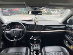 Volkswagen Passat 330TSI Luxury - ფოტო 8
