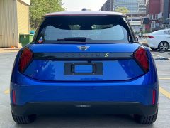 BMW 2024 Electric MINI Cooper 452km COOPER SE Artist Edition - ფოტო 4