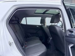 Volkswagen Touran 200TSI DSG Smart Connected Edition - ფოტო 10
