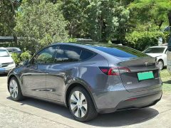 Tesla Model Y Standard Range RWD - ფოტო 7