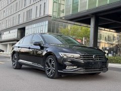 Volkswagen Magotan 330TSI DSG 30th Anniversary Edition - ფოტო 3