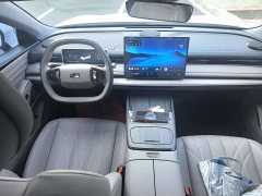 Geely Galaxy Xingyao 8 130km EM-i Premium Edition - ფოტო 4