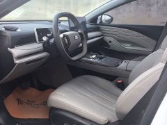 Geely Galaxy Xingyao 8 130km EM-i Premium Edition - ფოტო 6
