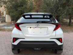 Toyota C-HR 2.0L Luxury - ფოტო 8