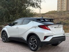 Toyota C-HR 2.0L Luxury - ფოტო 9
