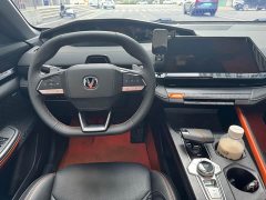 Changan UNI-V 1.5T Smart Navigation Edition - ფოტო 8
