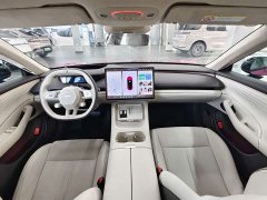 Xiaomi SU7 Rear-Wheel Drive Pro - ფოტო 7
