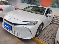 Toyota Camry Hybrid 2.0L HGVP Luxury - ფოტო 1