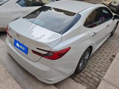 Toyota Camry Hybrid 2.0L HGVP Luxury - ფოტო 3