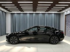 Tesla Model 3 Long Range All-Wheel Drive - ფოტო 4