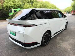 XPeng X9 640 AWD High Performance Max - ფოტო 13