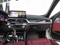 BMW 5 Series 525Li M Sport Package - ფოტო 15