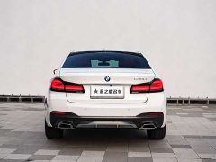 BMW 5 Series 525Li M Sport Package - ფოტო 4