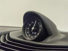 Porsche Taycan - ფოტო 8