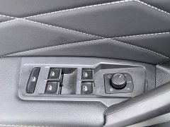 Volkswagen Tiguan L Outstanding Edition 300TSI Automatic FWD Dragon Ascendant Version - ფოტო 9