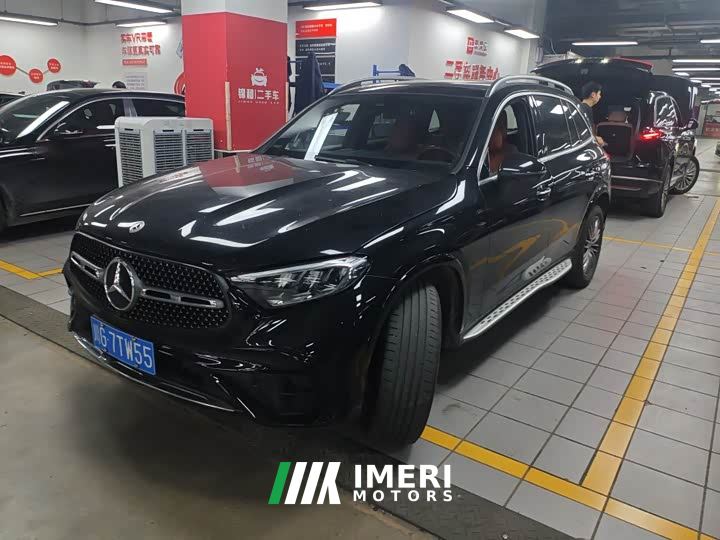 Mercedes-Benz GLC 300 L 4MATIC Luxury 5-Seater