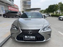 Lexus ES 200 Excellence Edition - ფოტო 2
