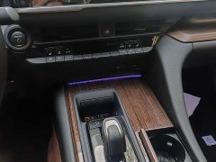 Toyota Crown (Imported) 2024 2.5L Premier Edition - ფოტო 10