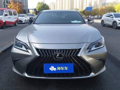 Lexus ES 260 Excellence Edition - фото 2