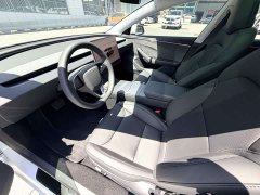 Tesla Model 3 Rear-Wheel Drive - ფოტო 3