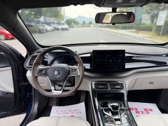 BYD Qin PLUS Glory Edition DM-i 55KM Leading - ფოტო 8