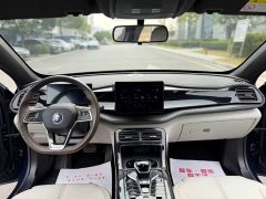 BYD Qin PLUS Glory Edition DM-i 55KM Leading - ფოტო 9