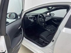 Toyota Corolla Hybrid 1.8H E-CVT Luxury - ფოტო 10