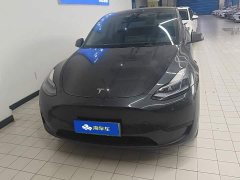 Tesla Model Y Rear-Wheel Drive - ფოტო 2