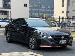 Nissan Teana 2.0L SV Black Gold Edition - ფოტო 3
