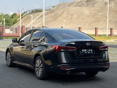 Nissan Teana 2.0L SV Black Gold Edition - ფოტო 7