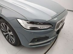 Volvo S90 B5 Inscription Luxury - ფოტო 18