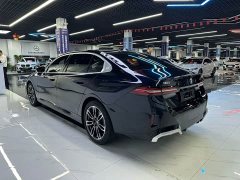 BMW 5 Series 530Li Luxury M Sport Package - ფოტო 7