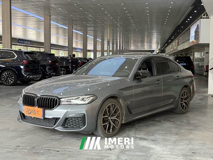 BMW 5 Series (Imported) Facelift 530i M Sport Package - ავტომობილი ჩინეთიდან